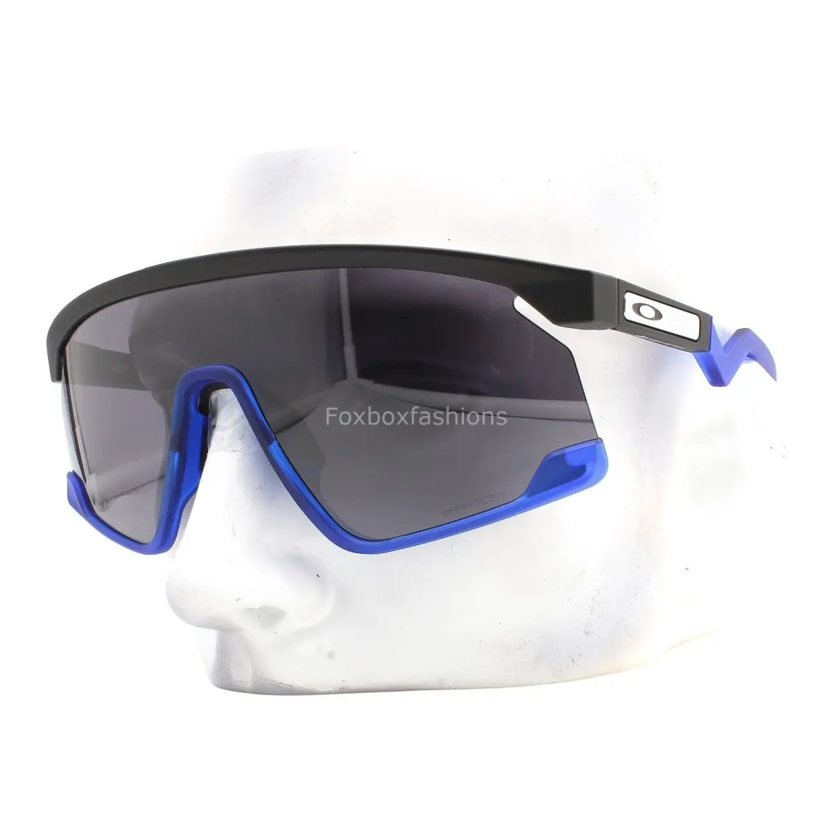 Bxtr Sunglasses OO9280-1539 Matte Black Crystal Blue Prizm Black W/pouch by Oakley