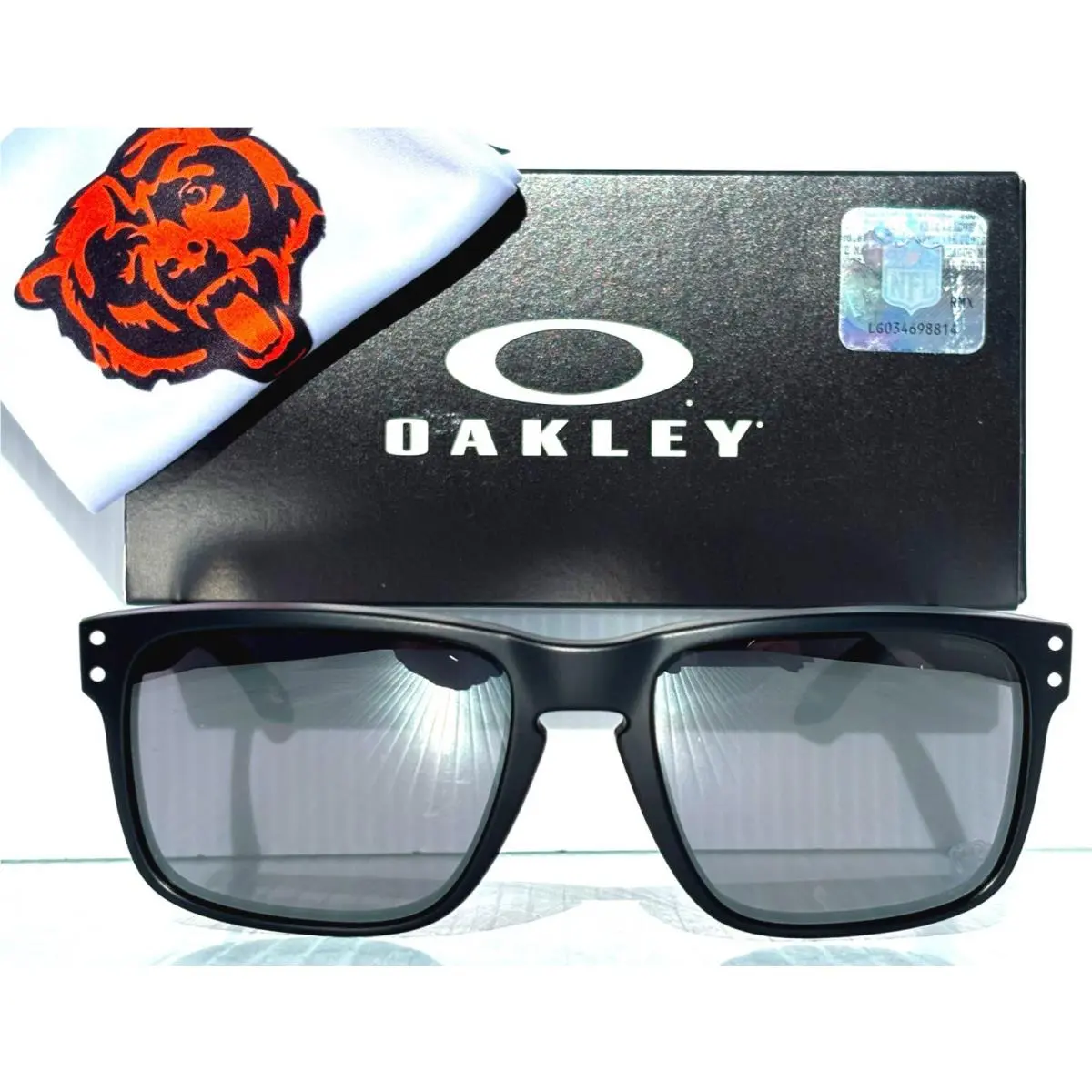 Nfl  Holbrook Chicago Bears Matte Black Prizm Black Sunglass 9102-Q7 by Oakley