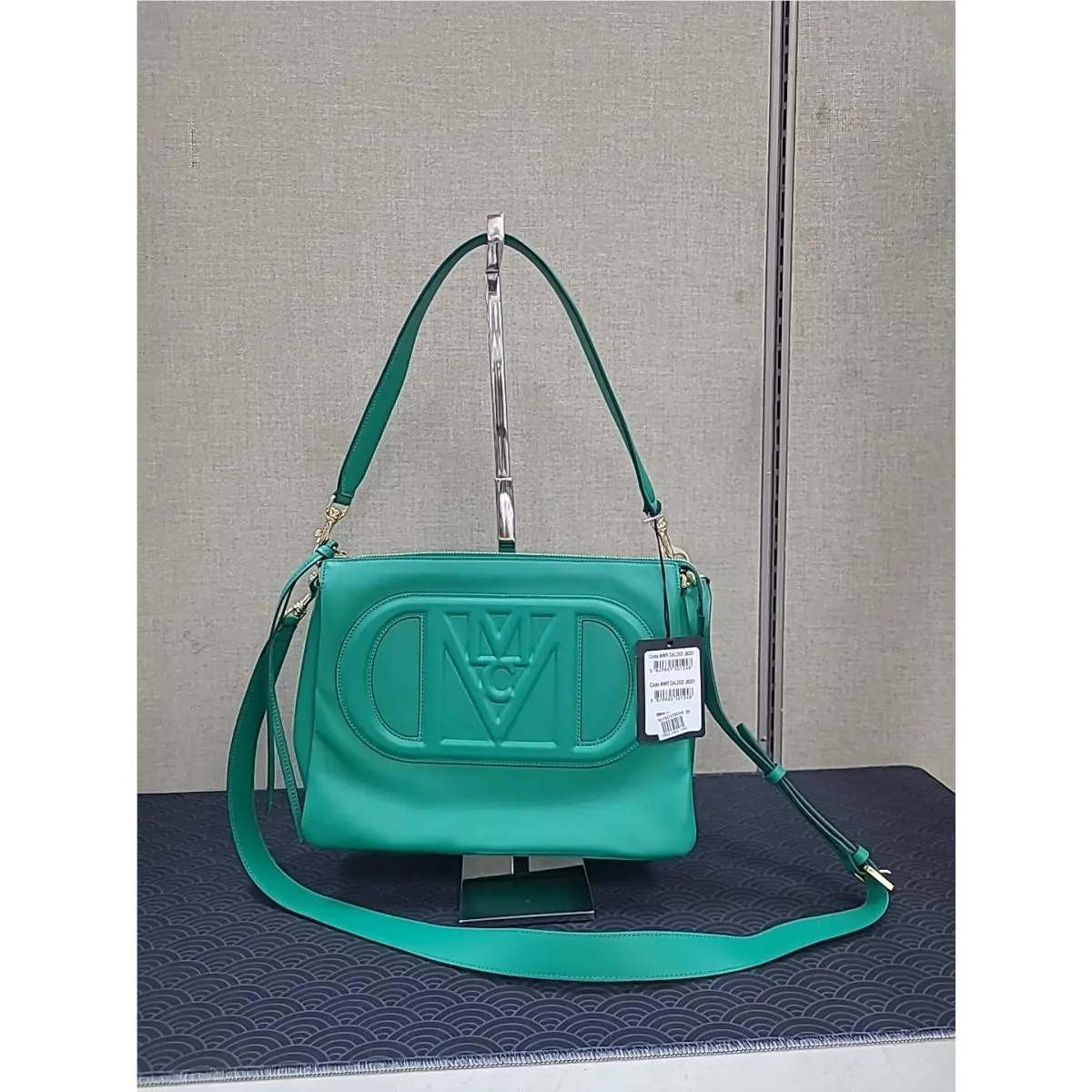 Mcm Mode Travia Leather Crossbody/shoulder Green Bag