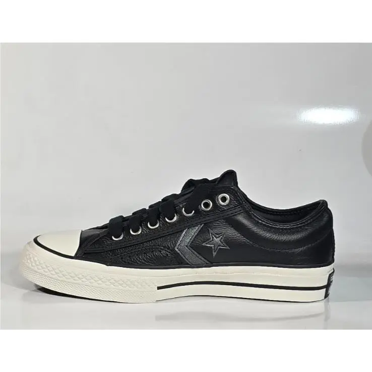 Converse shoes - Black 2
