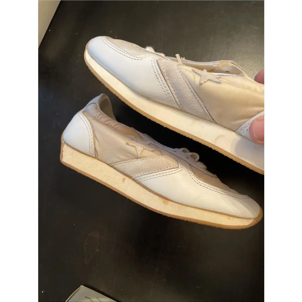 Converse shoes - White 9