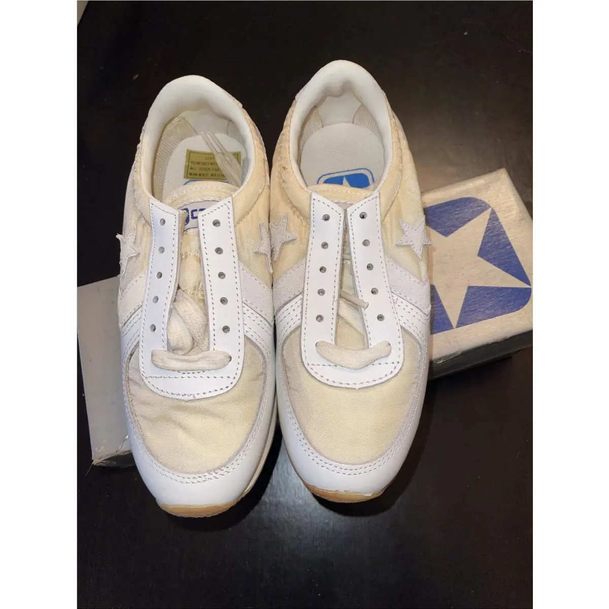 Converse shoes - White 2