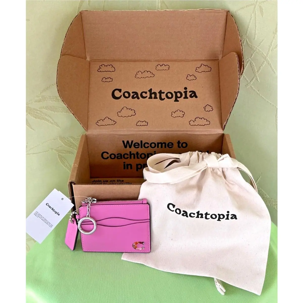 Coachtopia Wavy Zip Card Case W/key Ring+dust Bag Box :nwt Bright Magenta CBM04