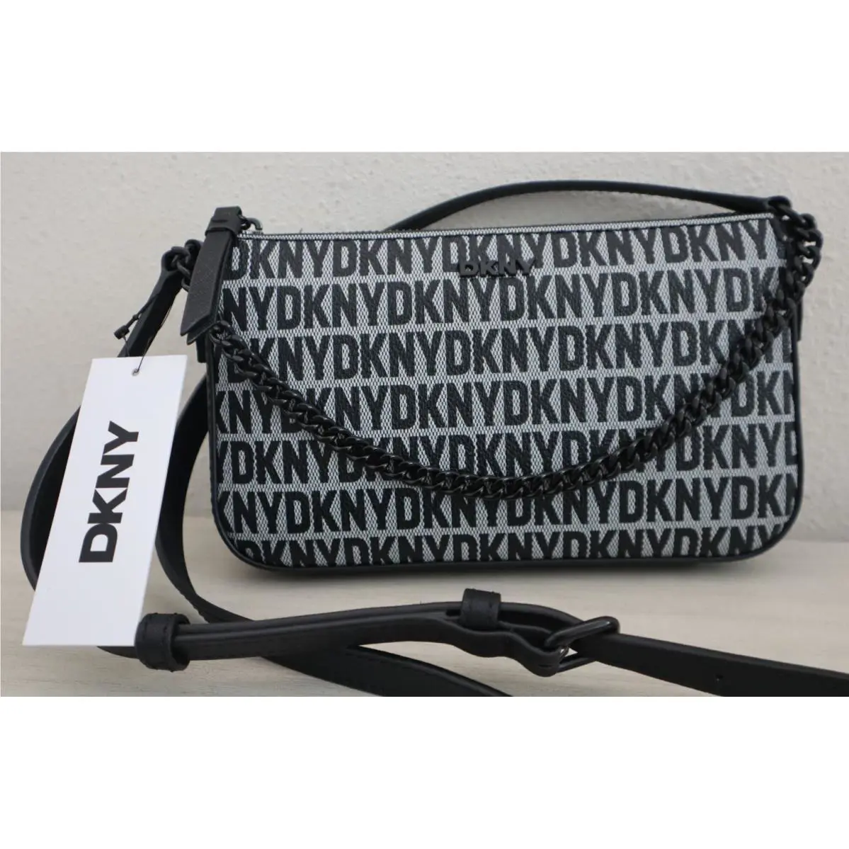 Dkny Wmn`s Demi White/black Logo Bryant Park W/chain Shoulder Crossbody Bag