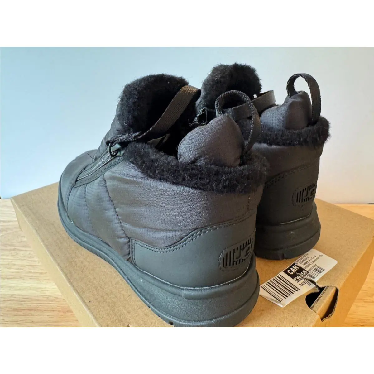 UGG shoes - UGG Lakesider - Lakesider - Black (UPC: 194715665392) 4