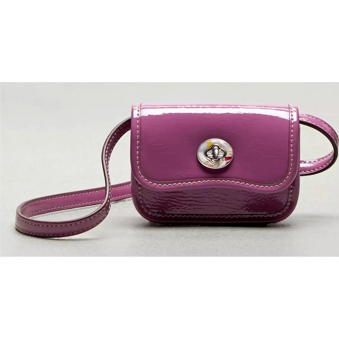 Coach Wavy Wallet - CQ060 Lilac Berry Crinkle Patent Coachtopia Leather