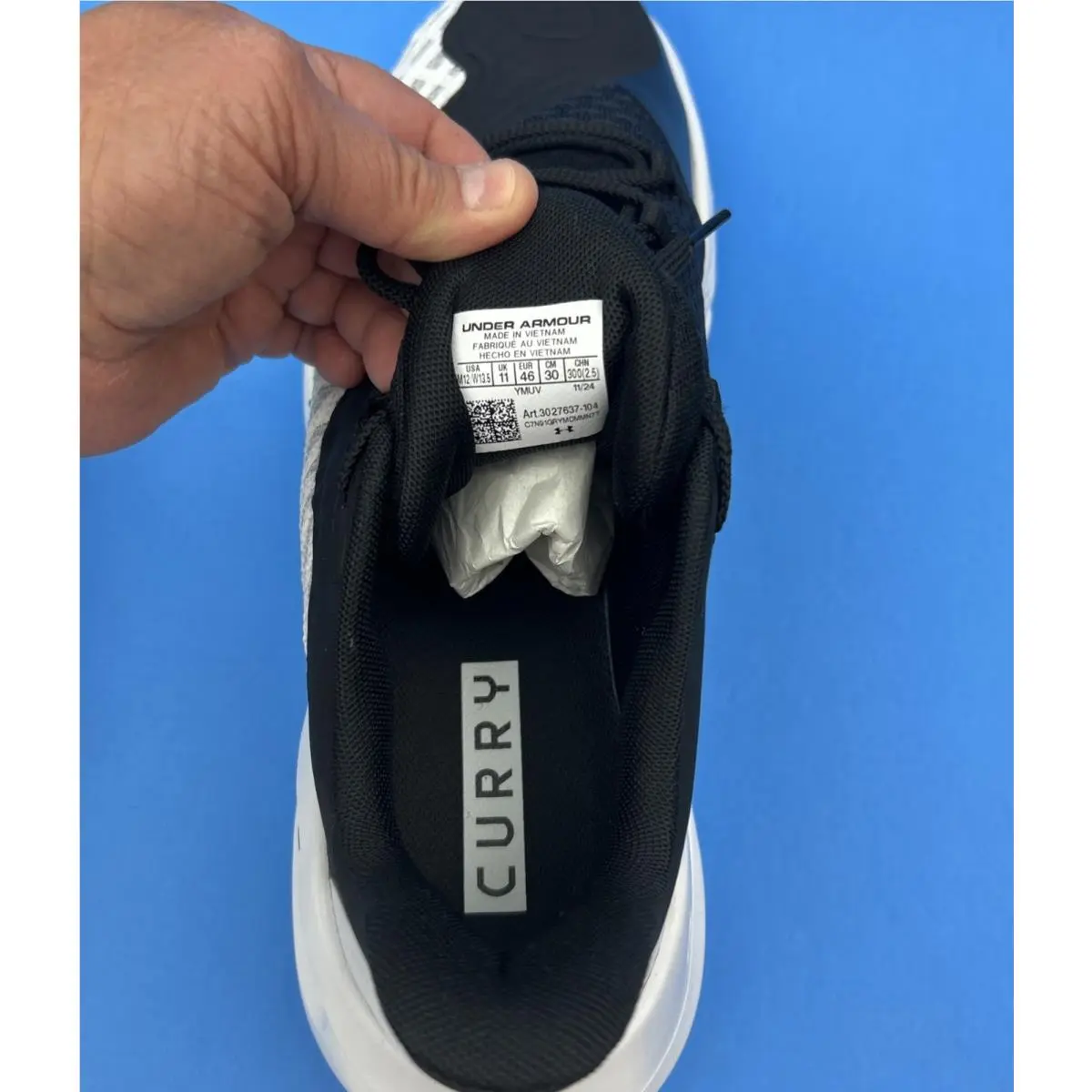 Under Armour shoes - Under Armour Curry 11 - Curry - 3027637-104 - Black/ White 7