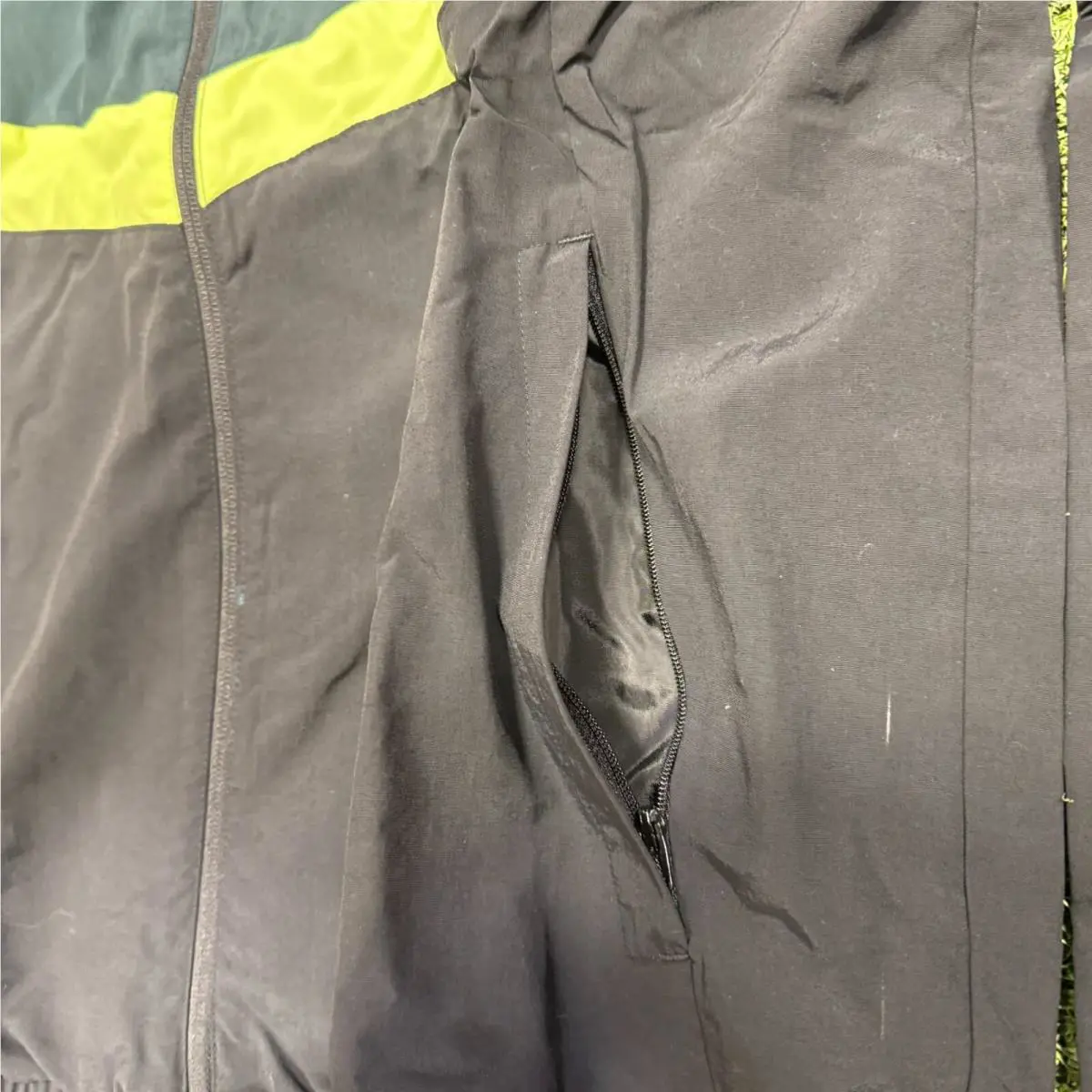 Adidas clothing - Green 2