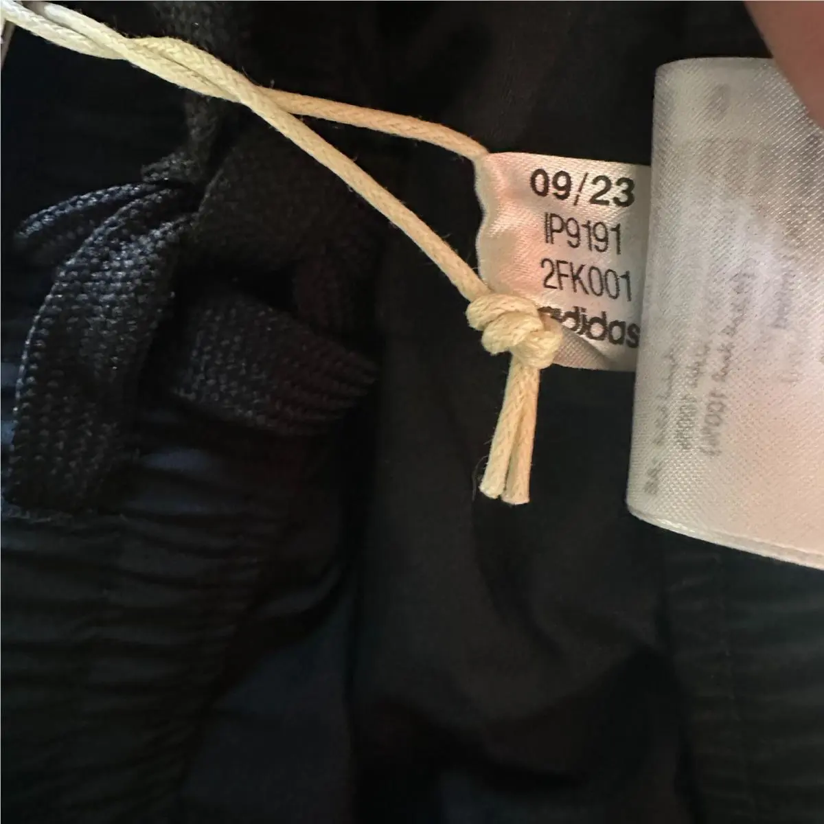 Adidas clothing - Black 2