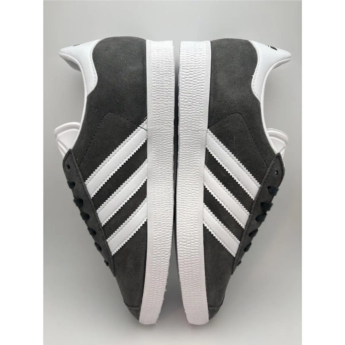 Adidas shoes - adidas Gazelle - Gazelle - Adidas Originals Gazelle - Gray/white/gold Metallic 0