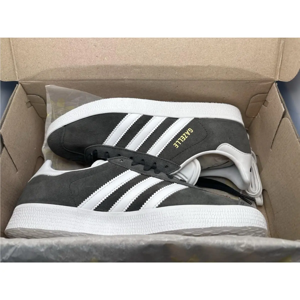 Adidas shoes - adidas Gazelle - Gazelle - Adidas Originals Gazelle - Gray/white/gold Metallic 7