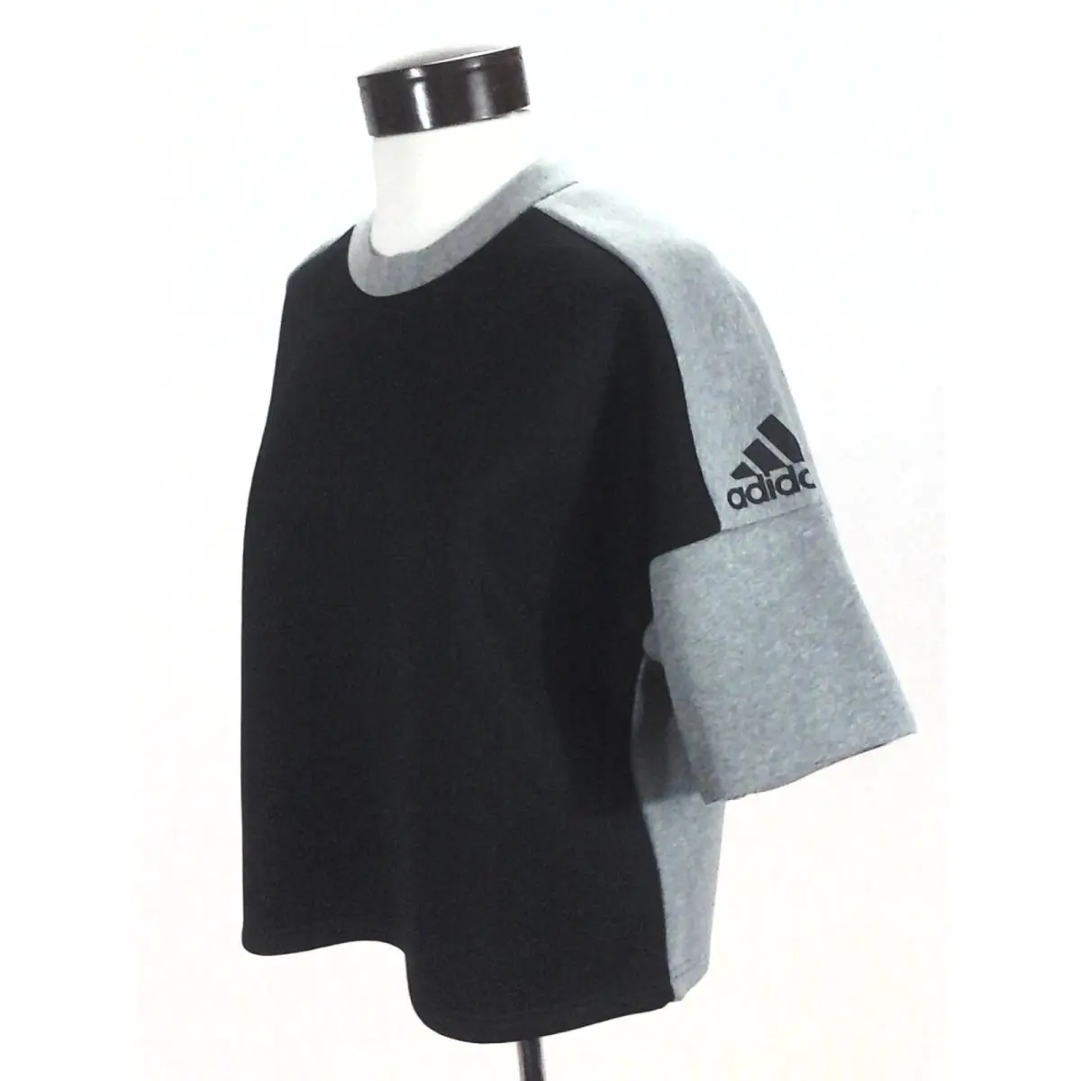 Adidas clothing - Multicolor (UPC: 190303637987) 0