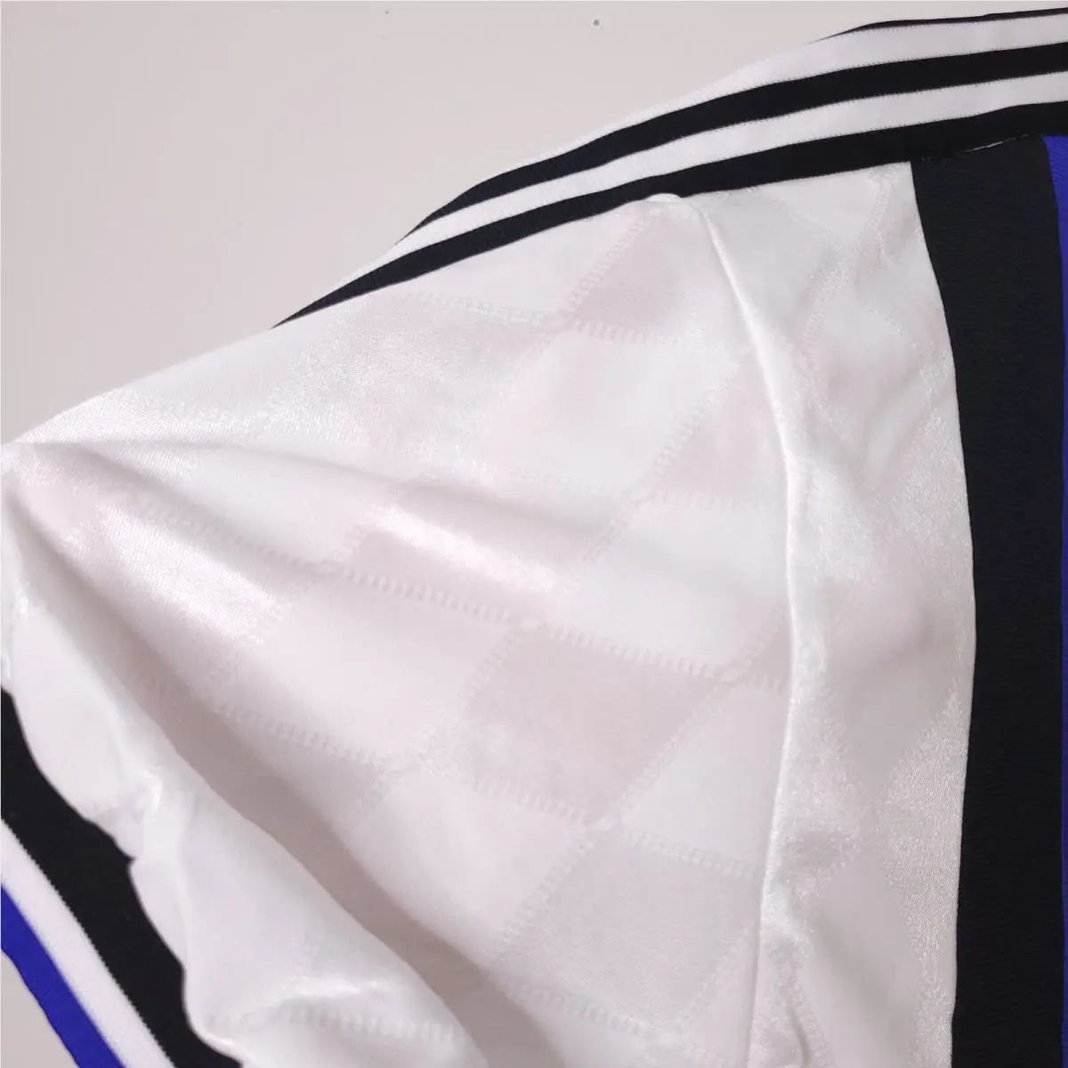 Adidas clothing - Adidas Classic 3 Stripe - Classic Stripe - White 8
