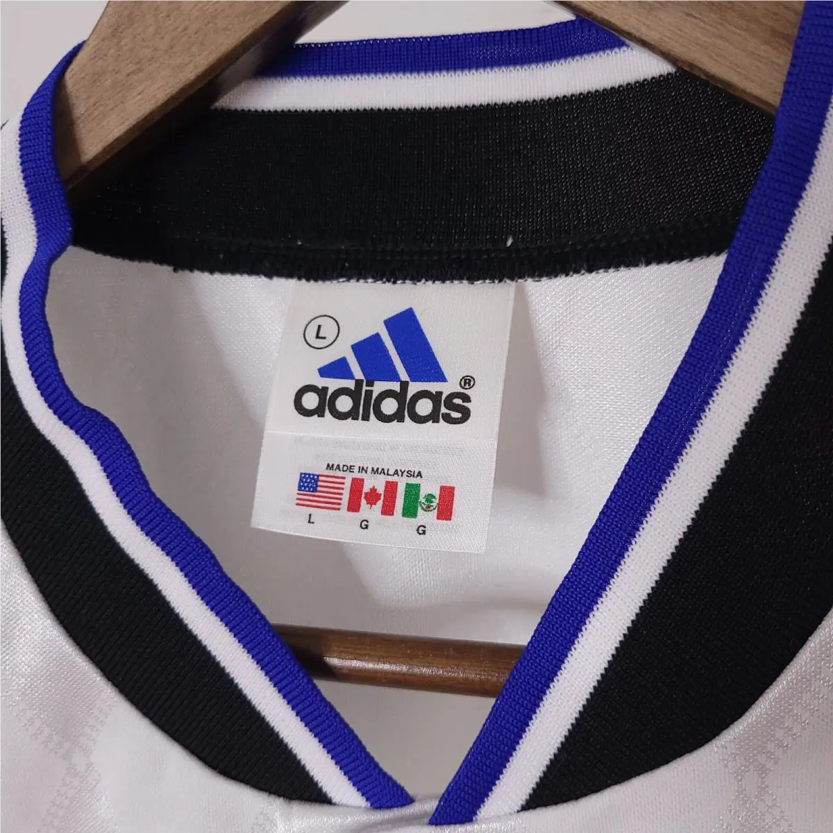Adidas clothing - Adidas Classic 3 Stripe - Classic Stripe - White 4
