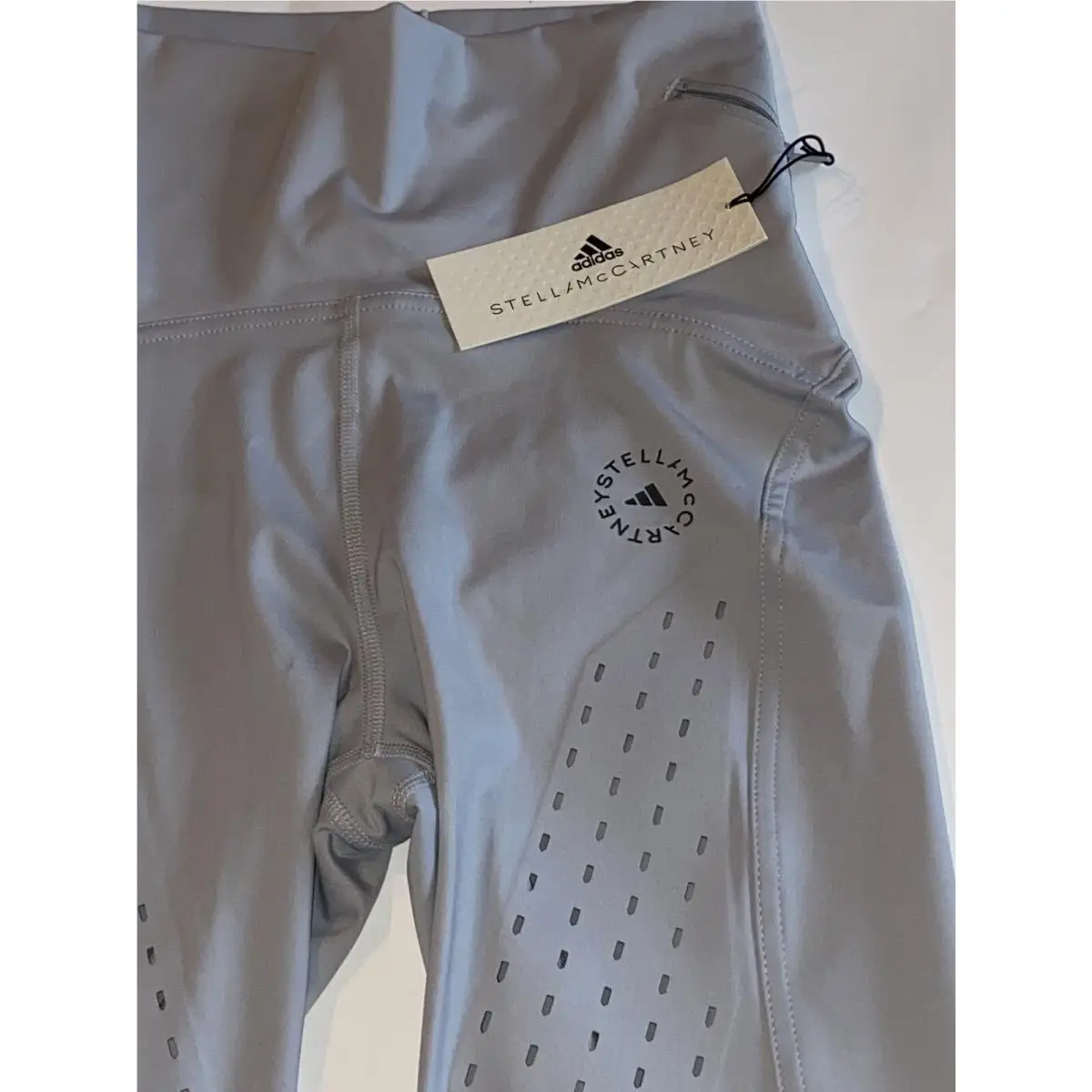 Adidas clothing - FU0300 - 125489312 - Clonix (Grey) (UPC: 4062062840266) 0
