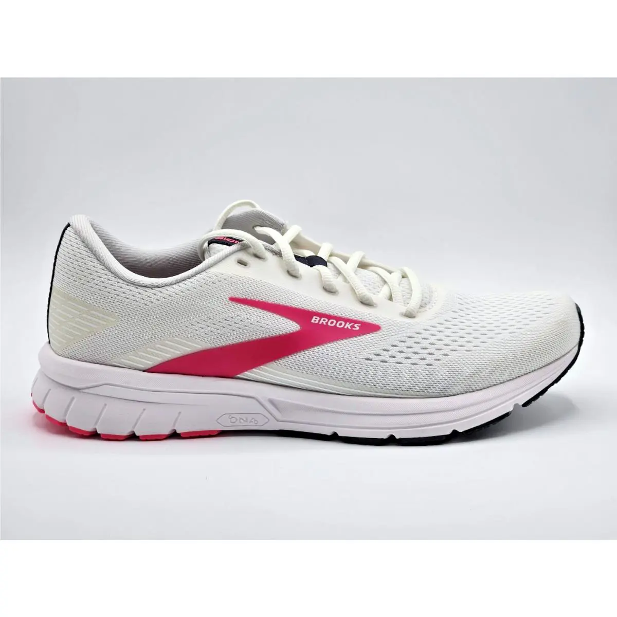 Brooks shoes - Brooks Signal 3 - Signal - White/Pink 1