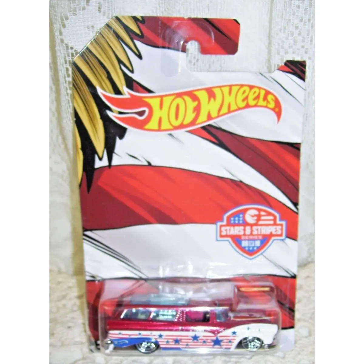 2015 Hot Wheels Patriotic Car Stars and Stripes 8 Crate Mip