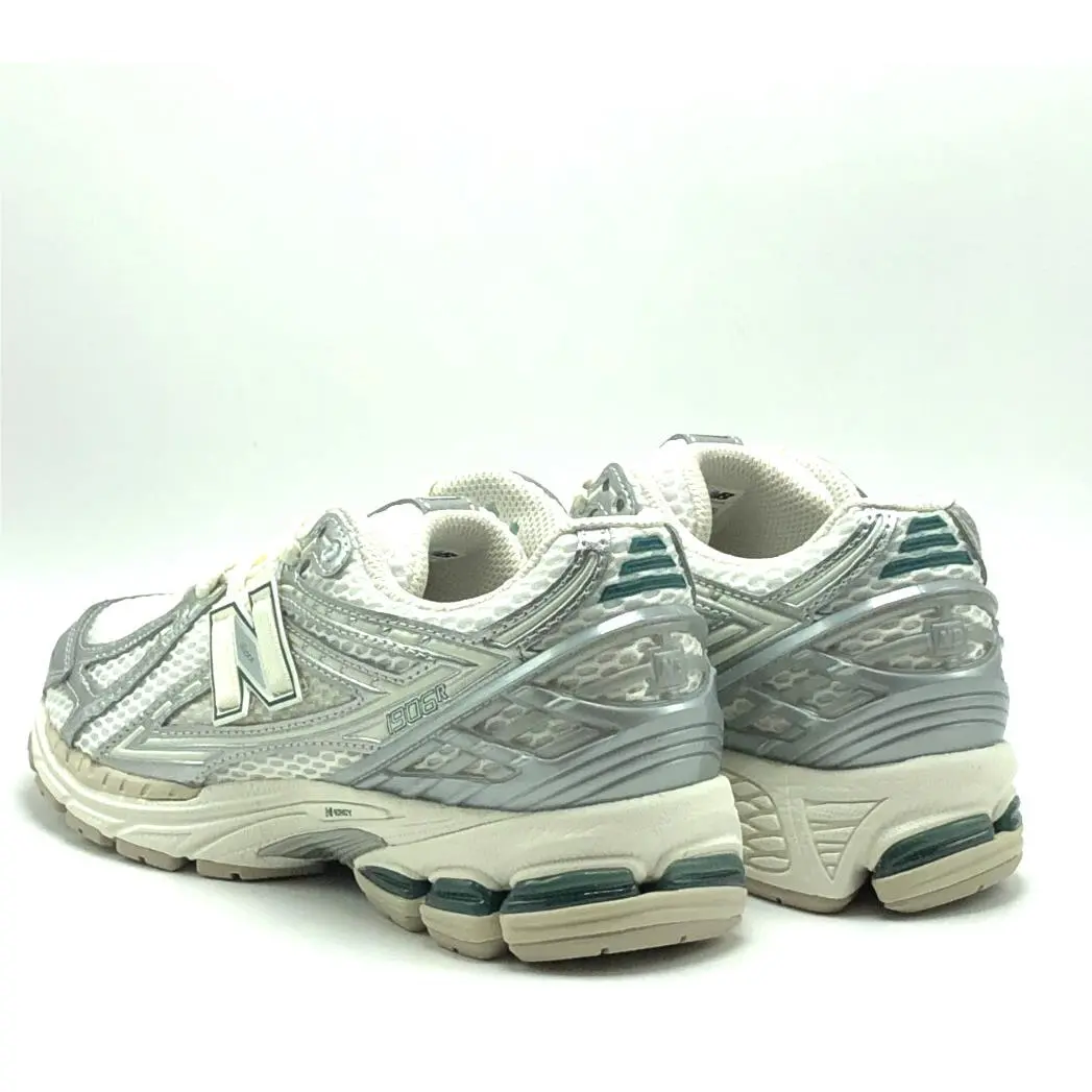New Balance shoes - New Balance 1906R - M1906REE - White 11