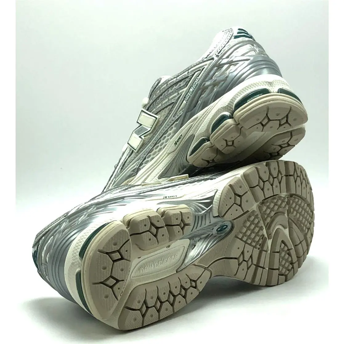 New Balance shoes - New Balance 1906R - M1906REE - White 14