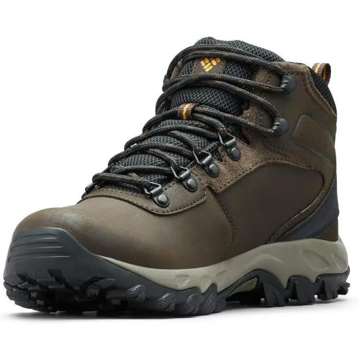 Men’s Newton Ridge Plus II Waterproof Hiking Boots Cordovan, Squash by Columbia