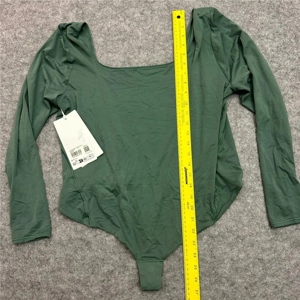Lululemon clothing - Green 2