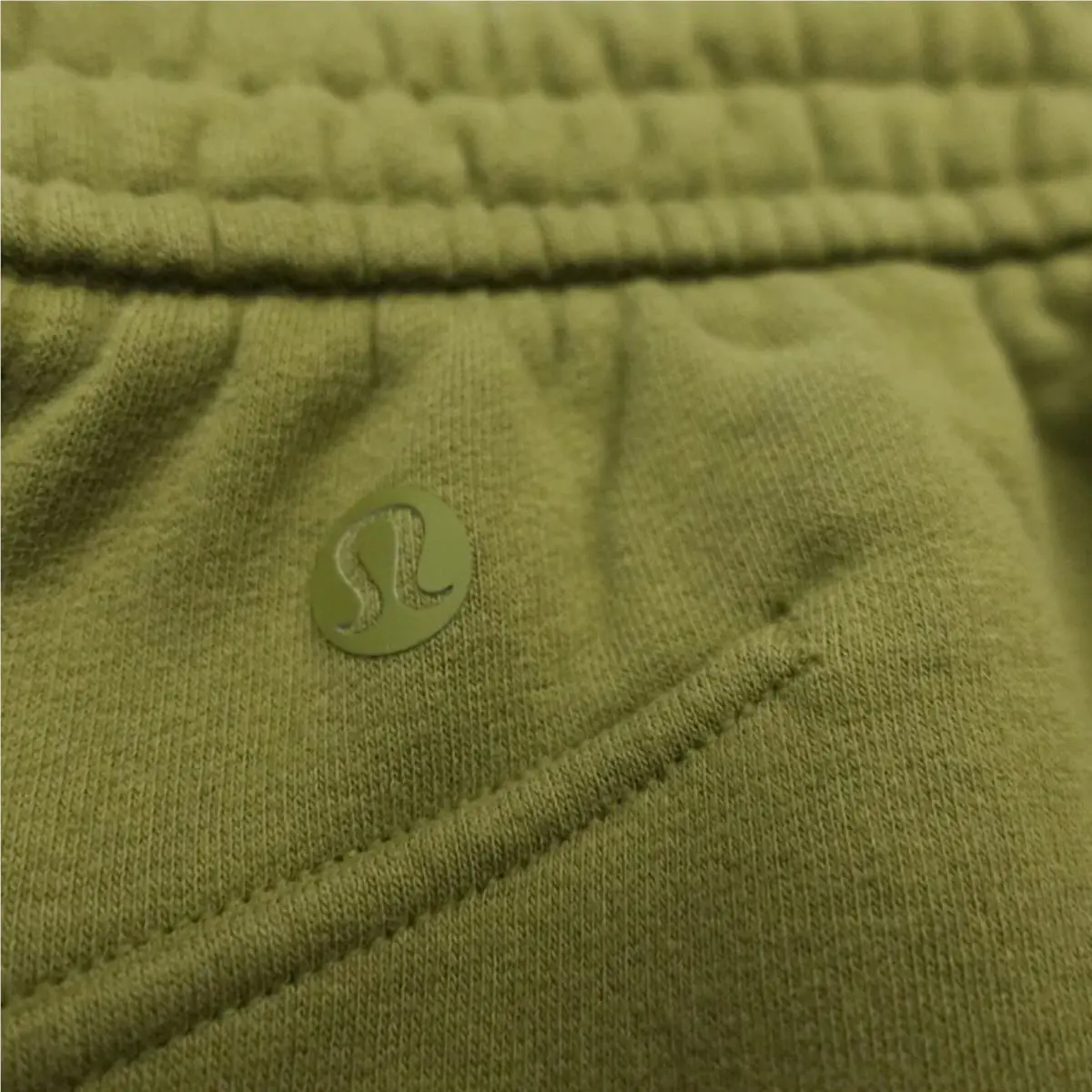 Lululemon clothing - Green 2