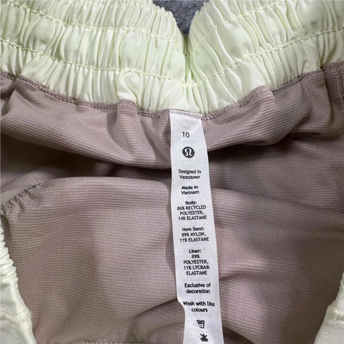 Lululemon clothing - Green 2