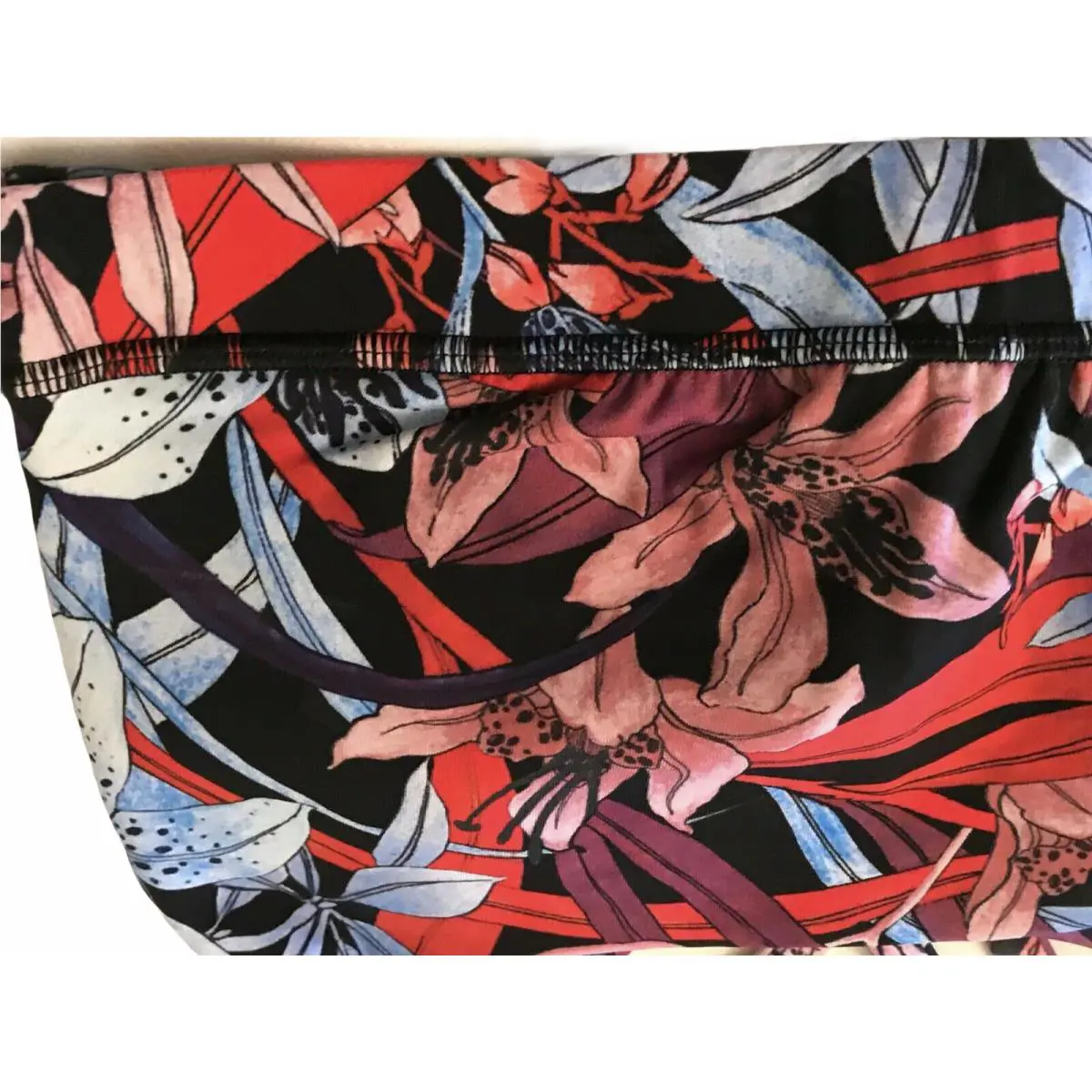 Lululemon clothing - Energy - Energy - Red 7
