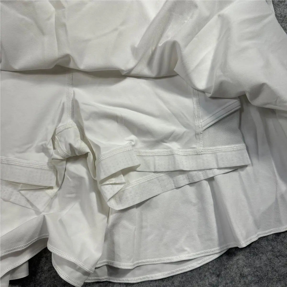 Lululemon clothing - White 0