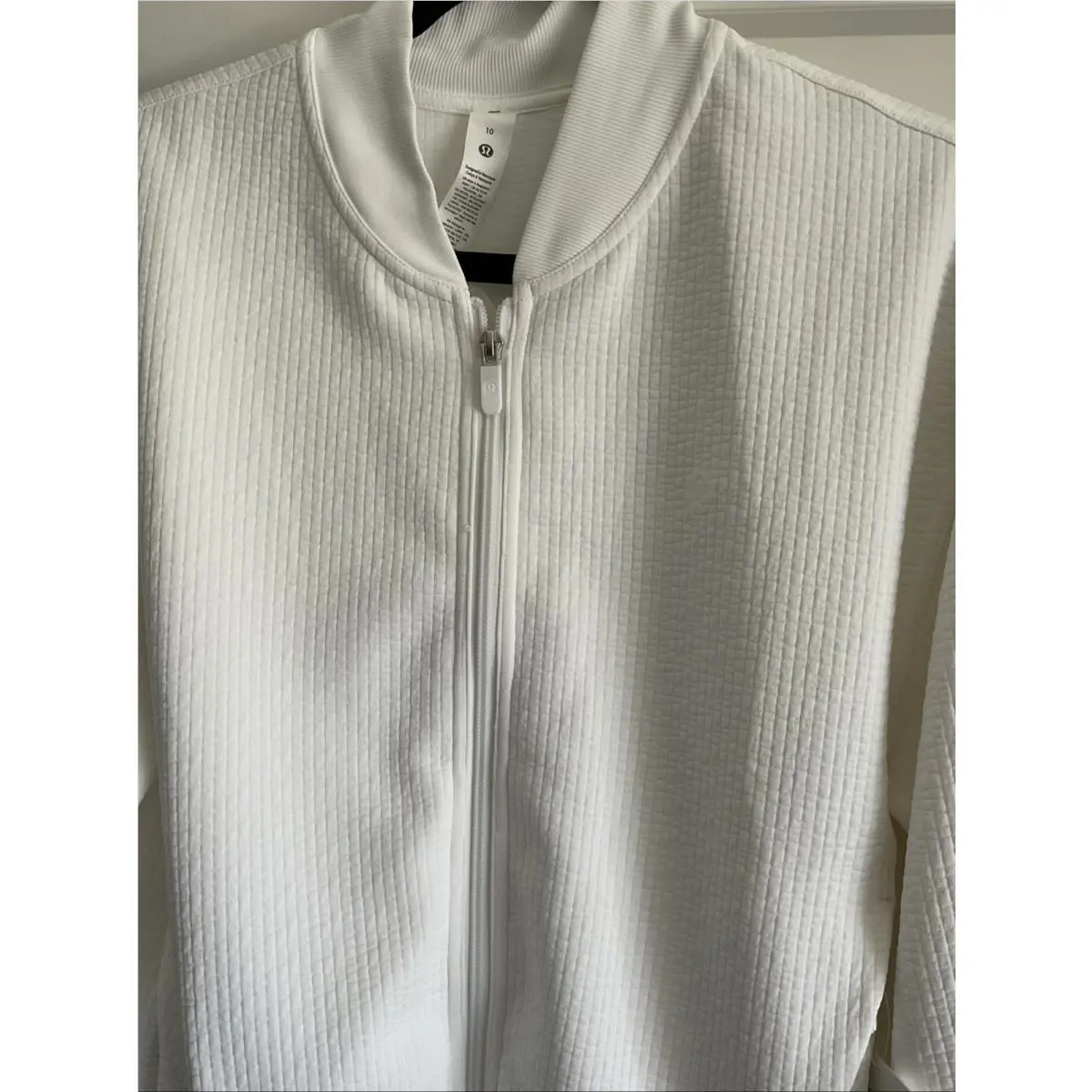 Lululemon clothing - White 0