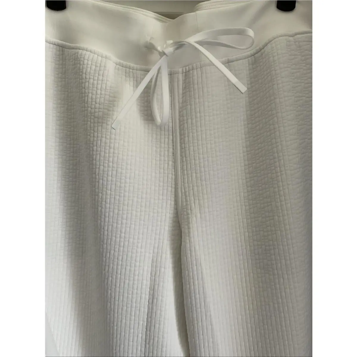 Lululemon clothing - White 1