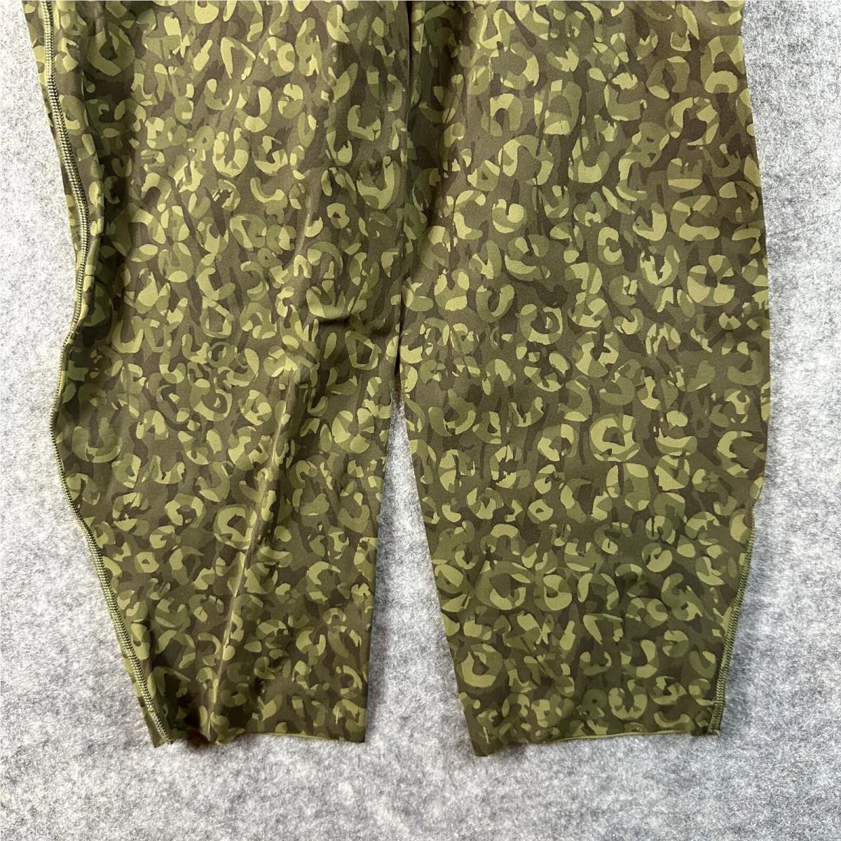 Lululemon clothing - Green 1