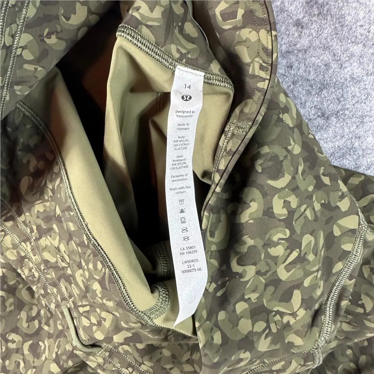 Lululemon clothing - Green 3