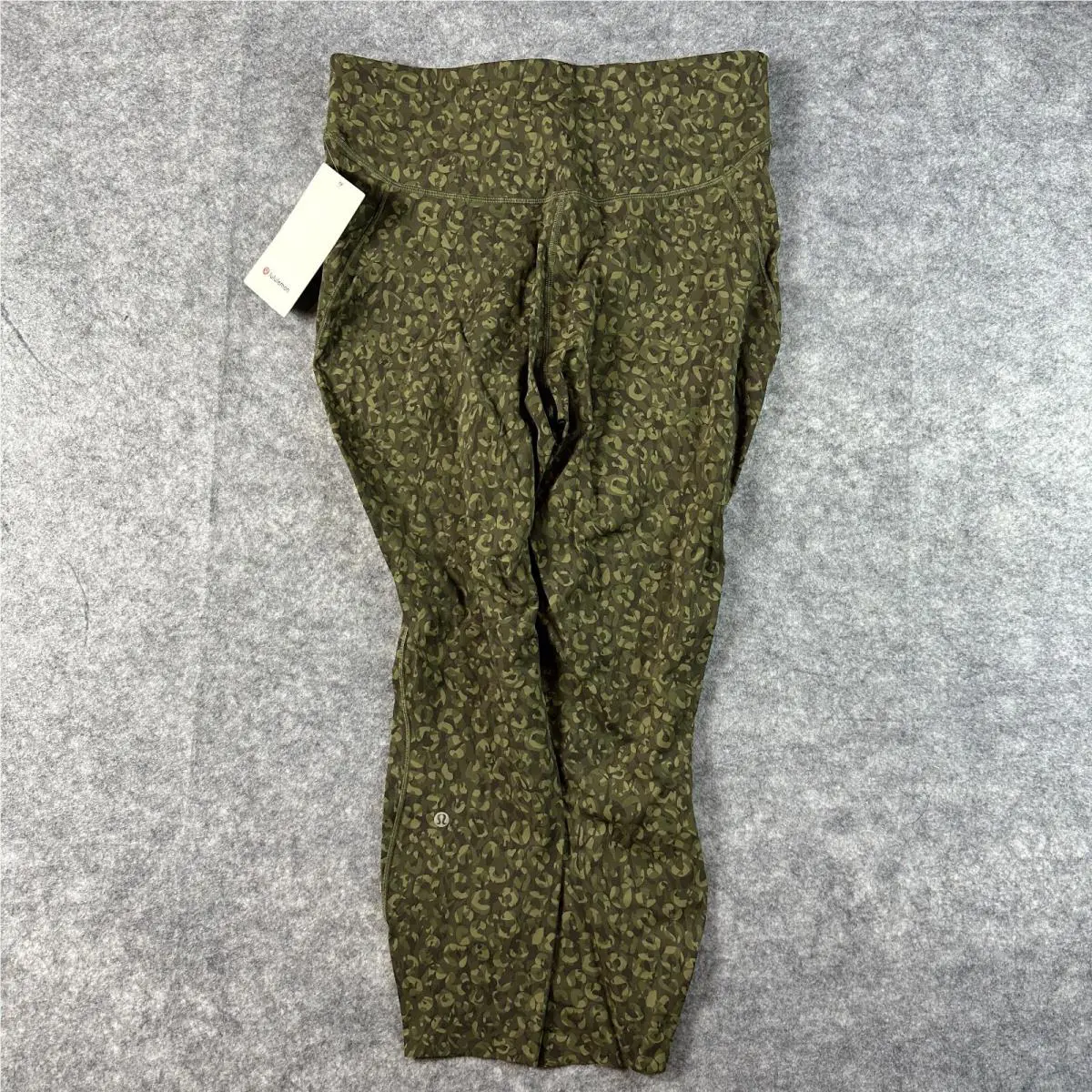 Lululemon clothing - Green 4