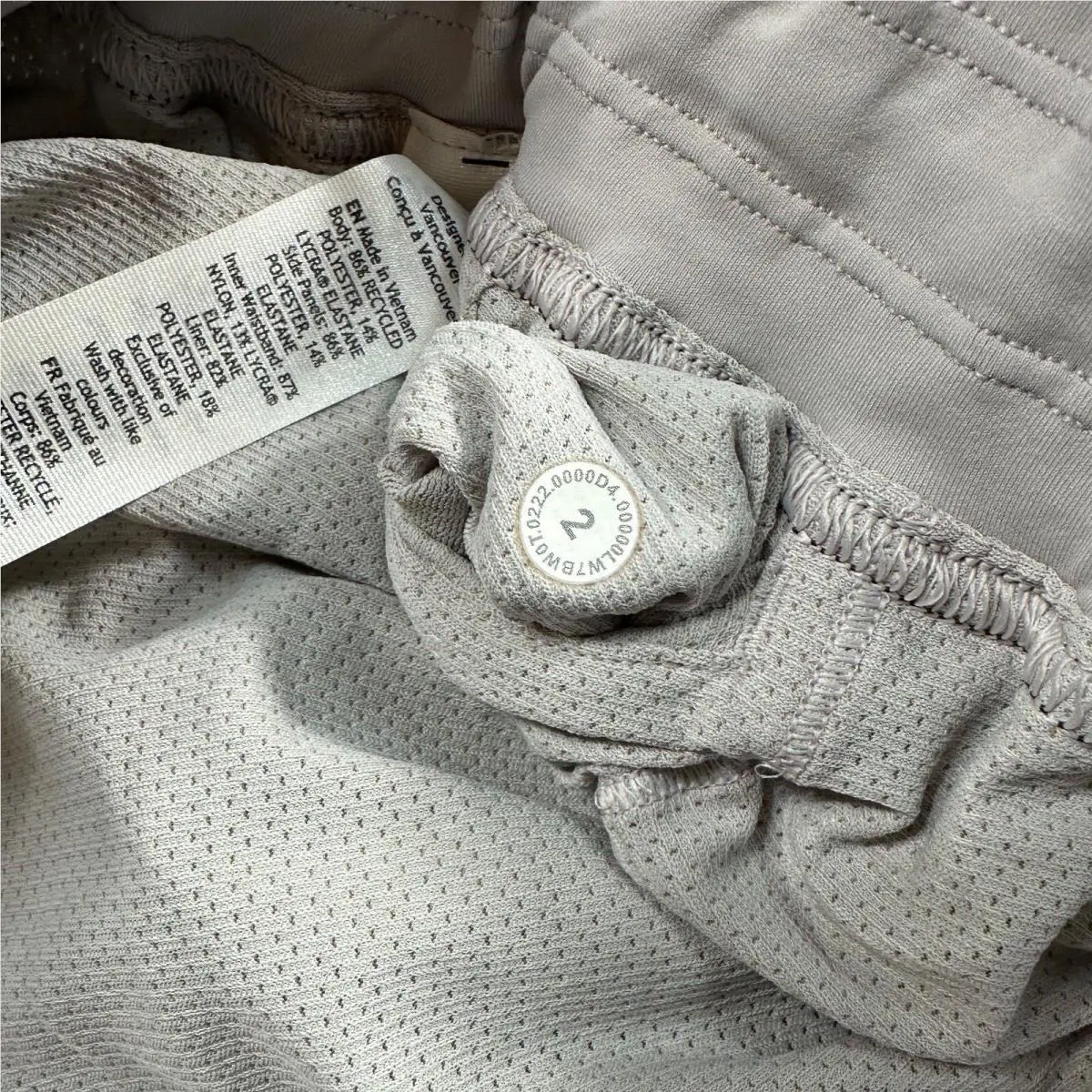 Lululemon clothing - Green, Gray, Black 6
