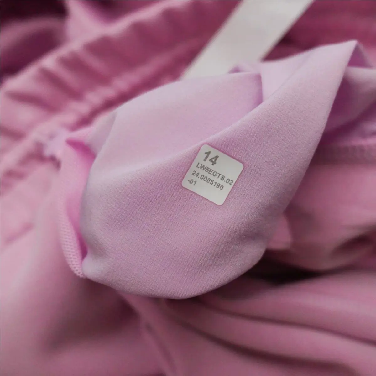 Lululemon clothing - Pink 5