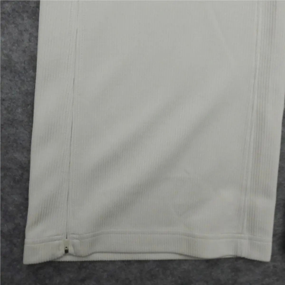 Lululemon clothing - Ivory 1