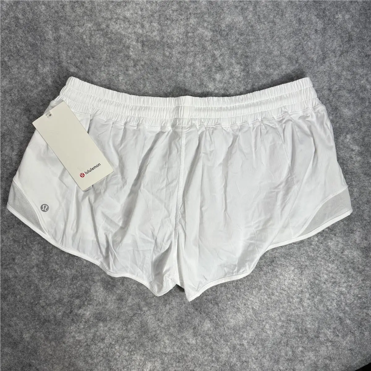 Lululemon clothing - White 3