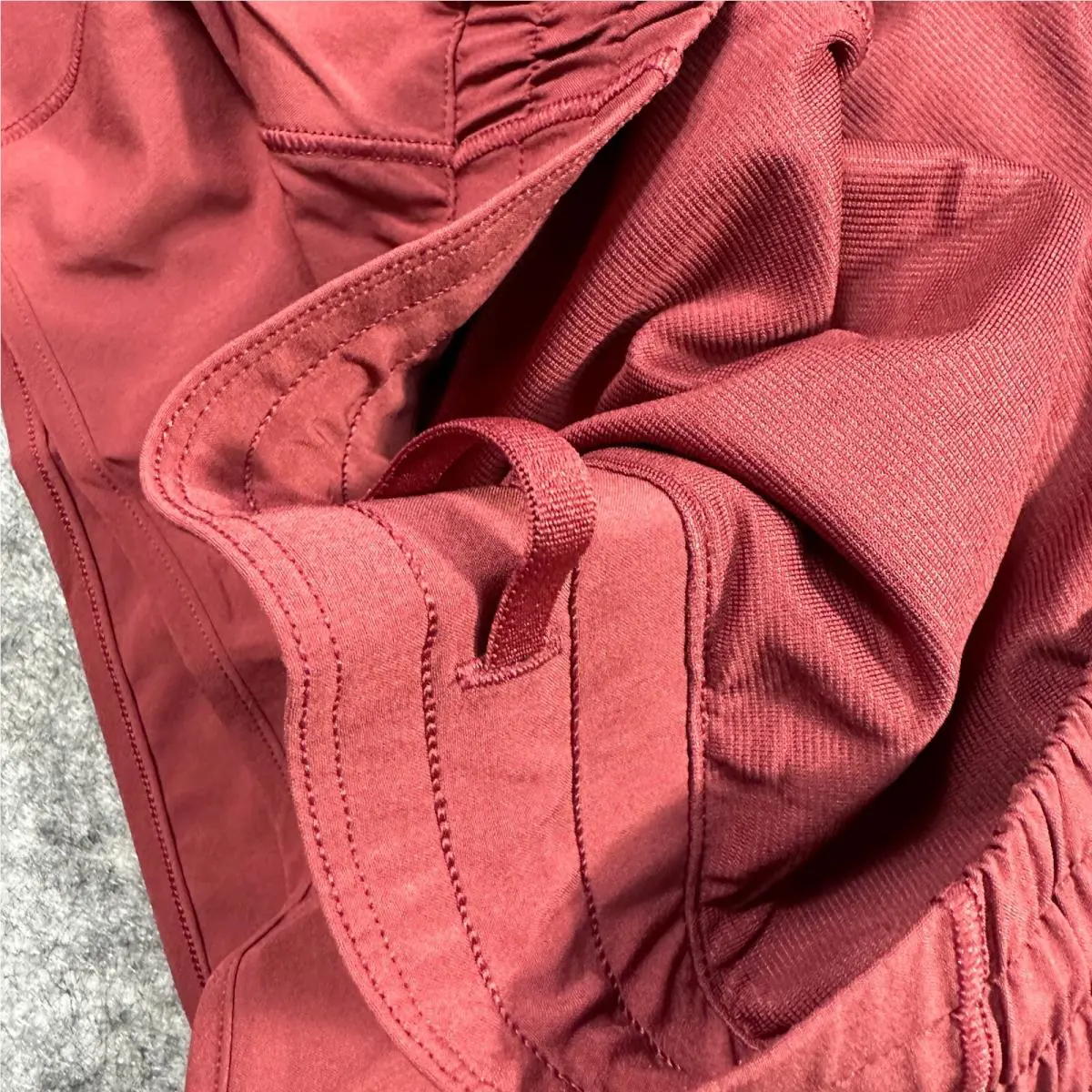 Lululemon clothing - Mulled Wine 3