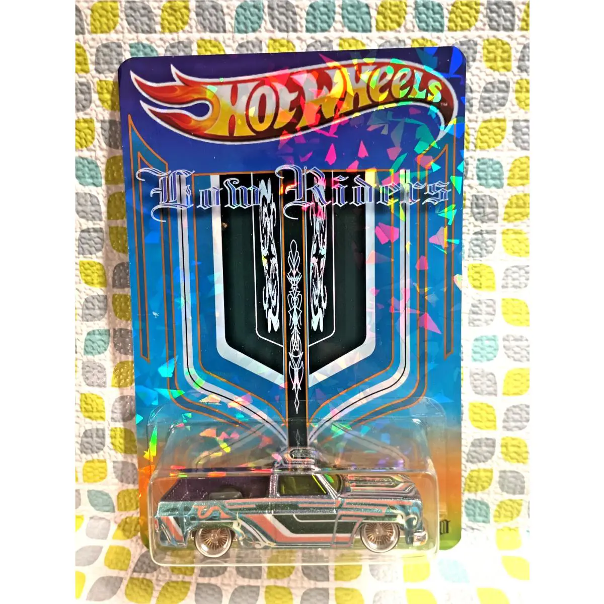 Hot Wheels 2024 Custom Lowriders 83 Chevy Silverado Purple