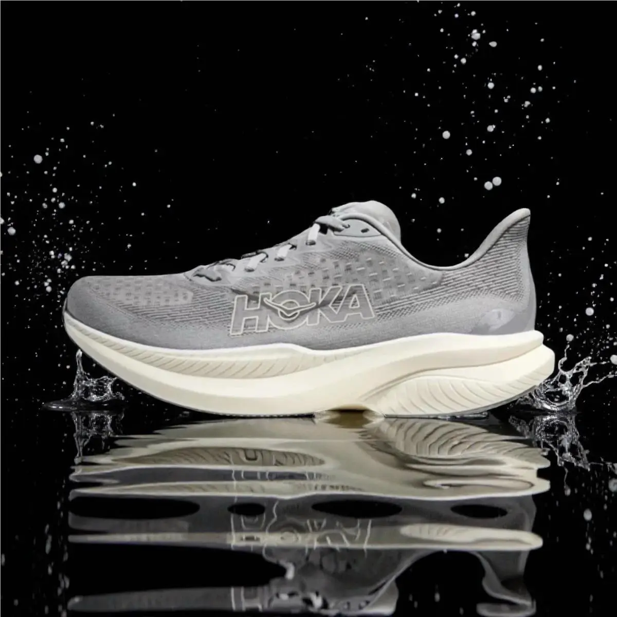 One One Mach 6 1147790-SLBS Stardust Gray White Sneaker Men`s Size 9.5D by Hoka
