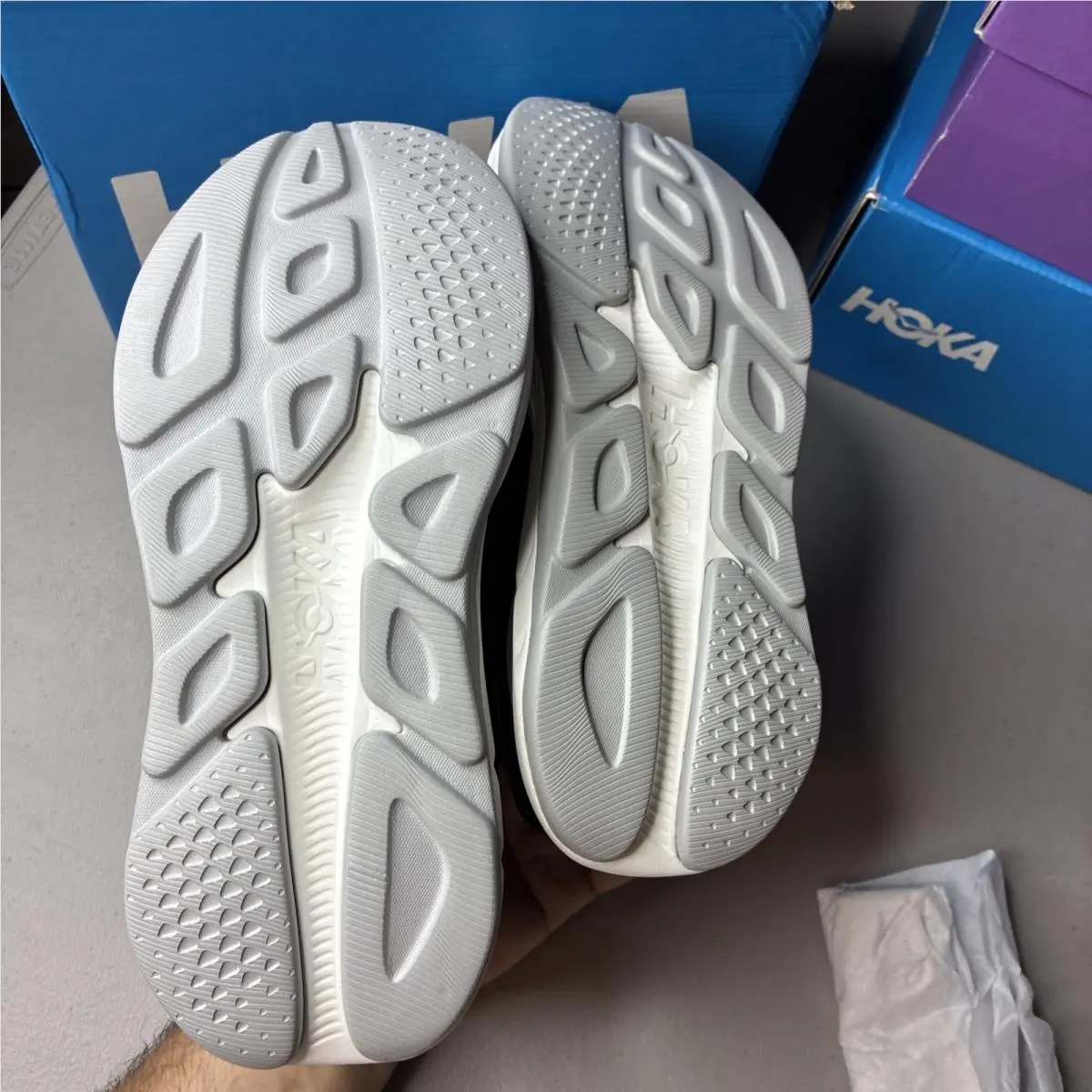 Hoka shoes - Hoka One One HOKA Rincon 4 - 1155131-BWHT - Black 3
