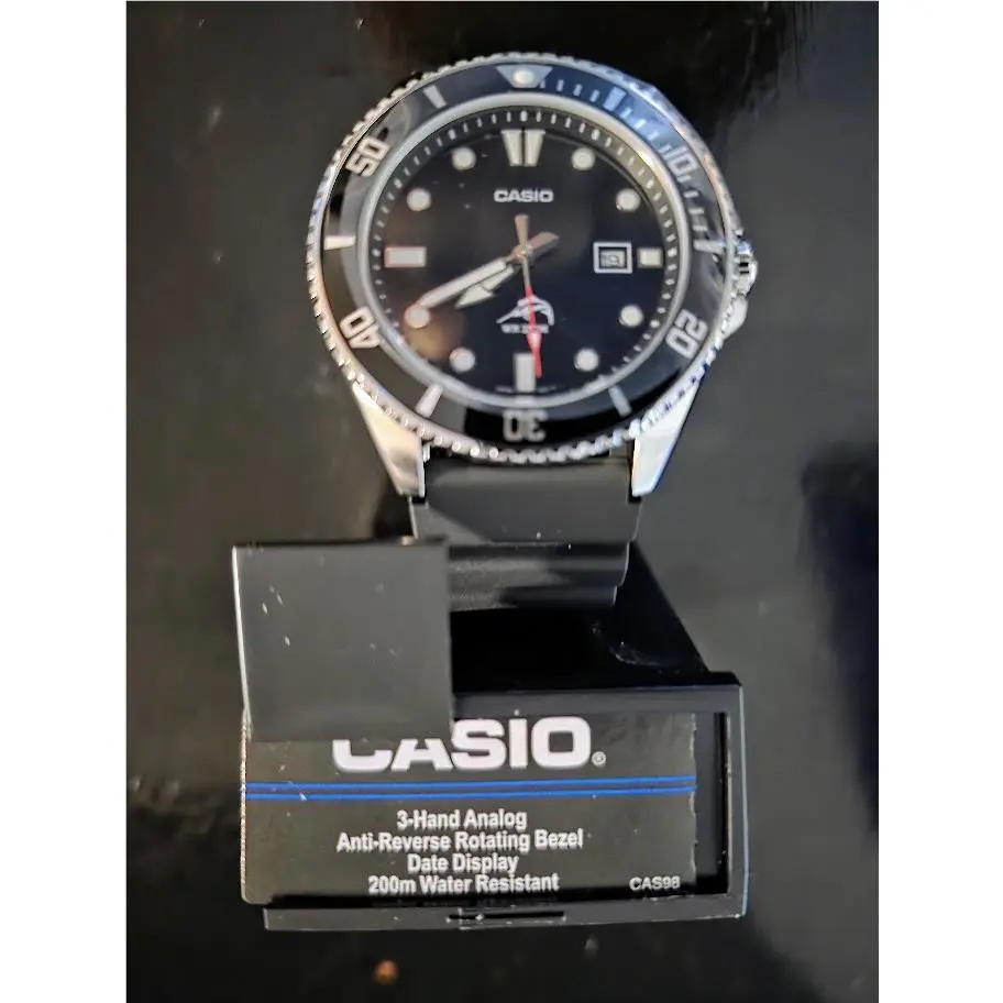 Casio MDV106 Unisex Analog Watch 200M WR Stainless Steel Case MDV106-1A