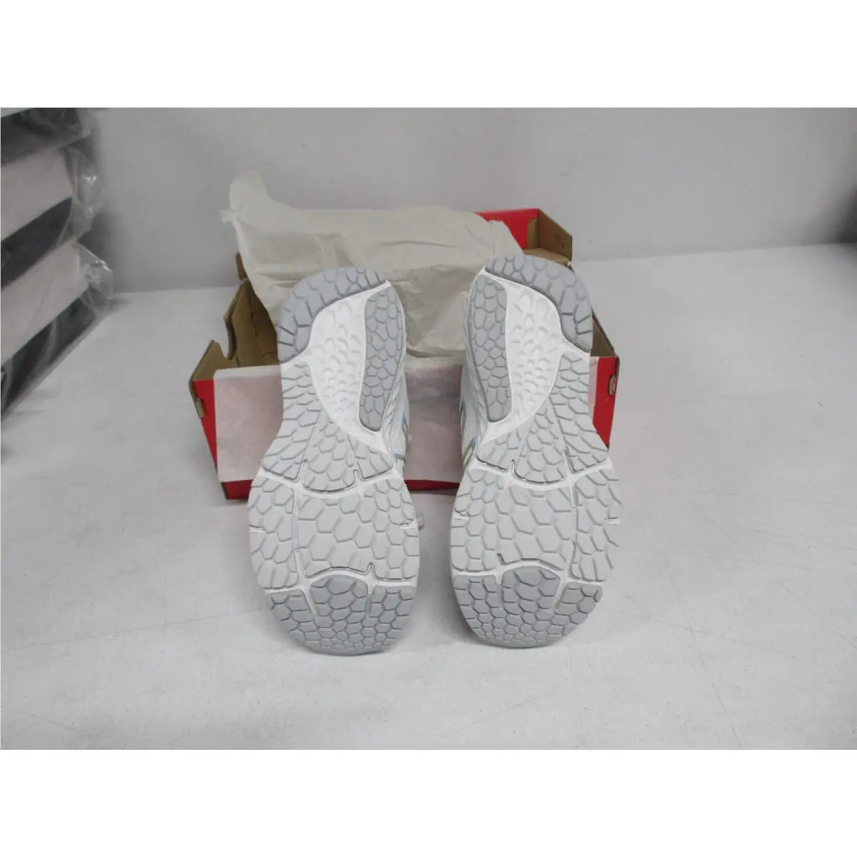 New Balance shoes - New Balance Fresh Foam - Fresh Foam - WMORLW5 - Artic Fox/ U.V.Glo 5