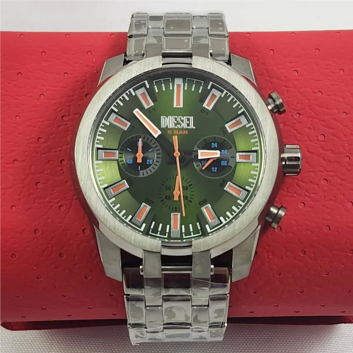 Diesel Men`s Split Gunmetal Green Silver Chronograph Watch DZ4624