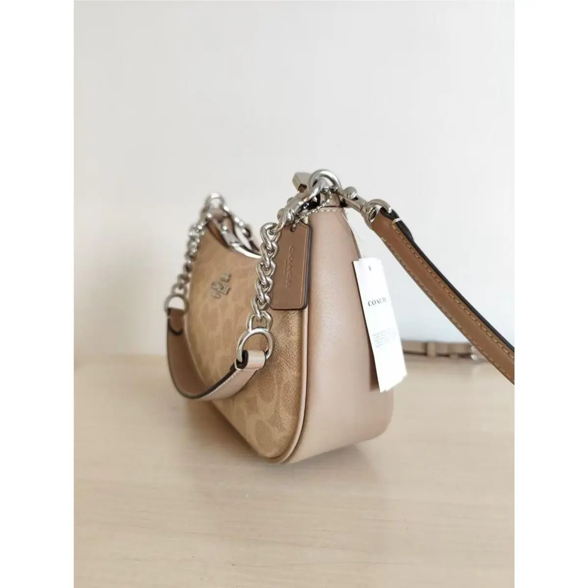 Coach Teri Shoulder Bag In Signature Canvas Silver /sand/taupe CV933