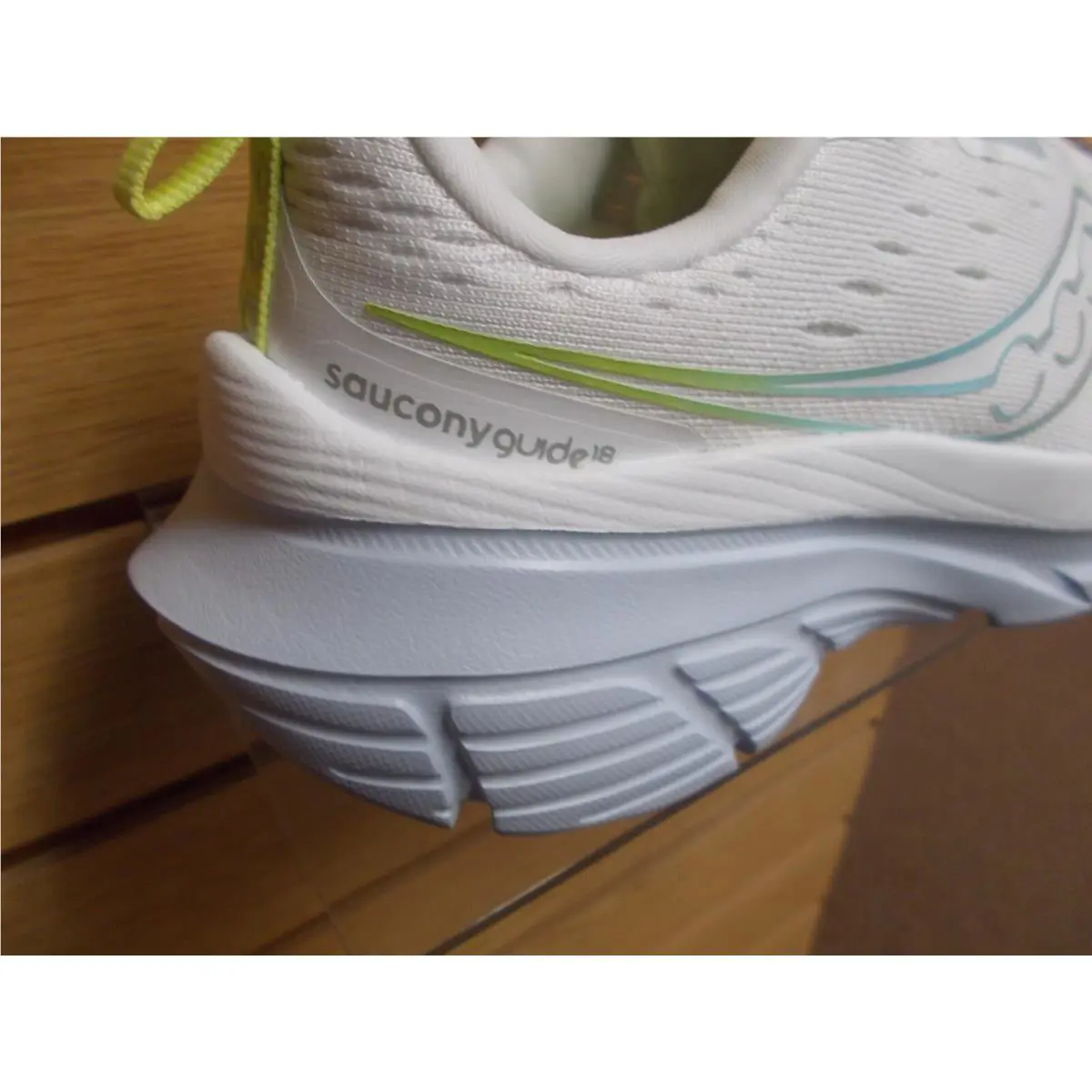 Saucony shoes - Saucony Guide - Guide - 10999-151 - White 3