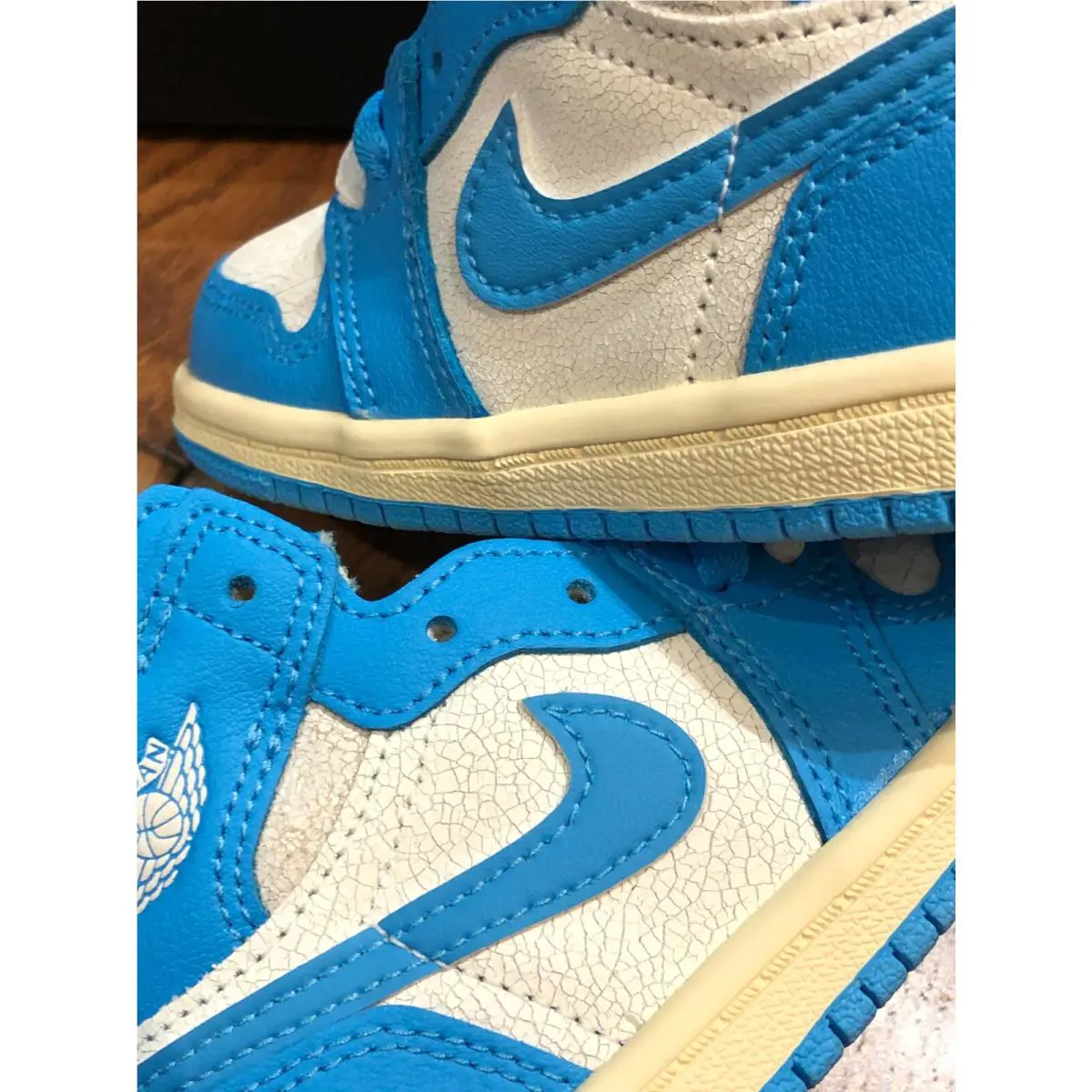 Nike shoes - Air Jordan 1 - Air - White 6