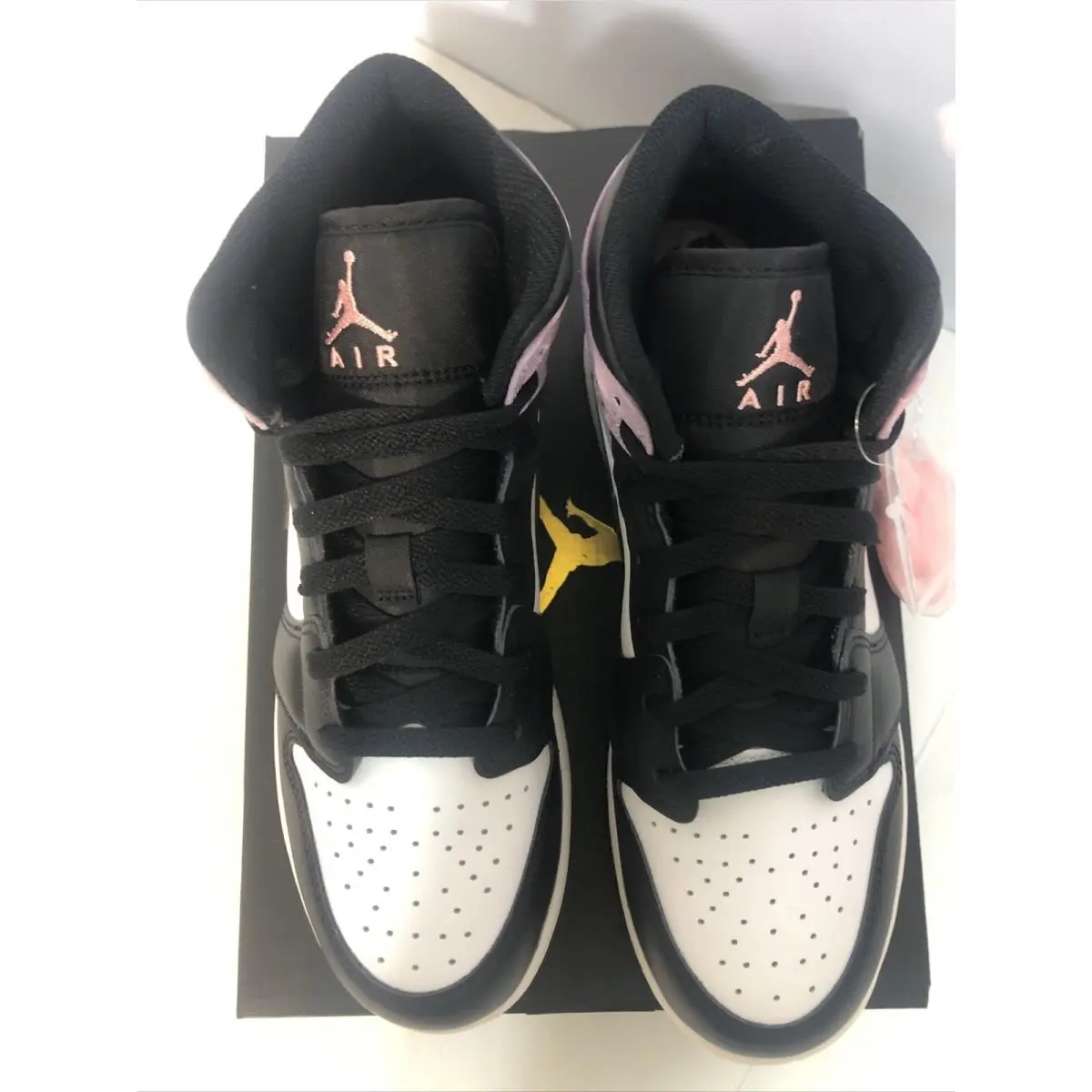 Nike shoes - Air Jordan 1 Mid SE - Multicolor 1