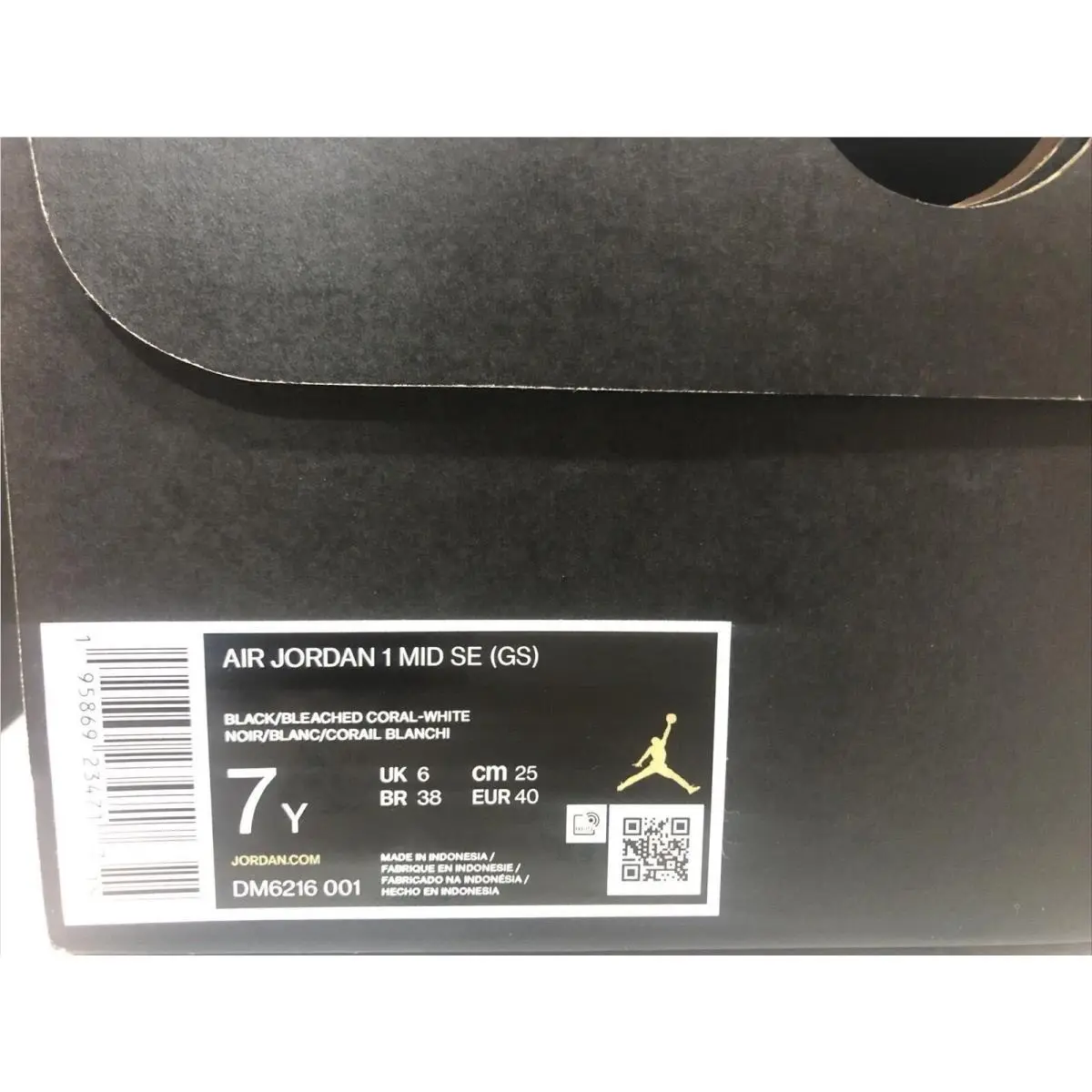 Nike shoes - Air Jordan 1 Mid SE - Multicolor 16